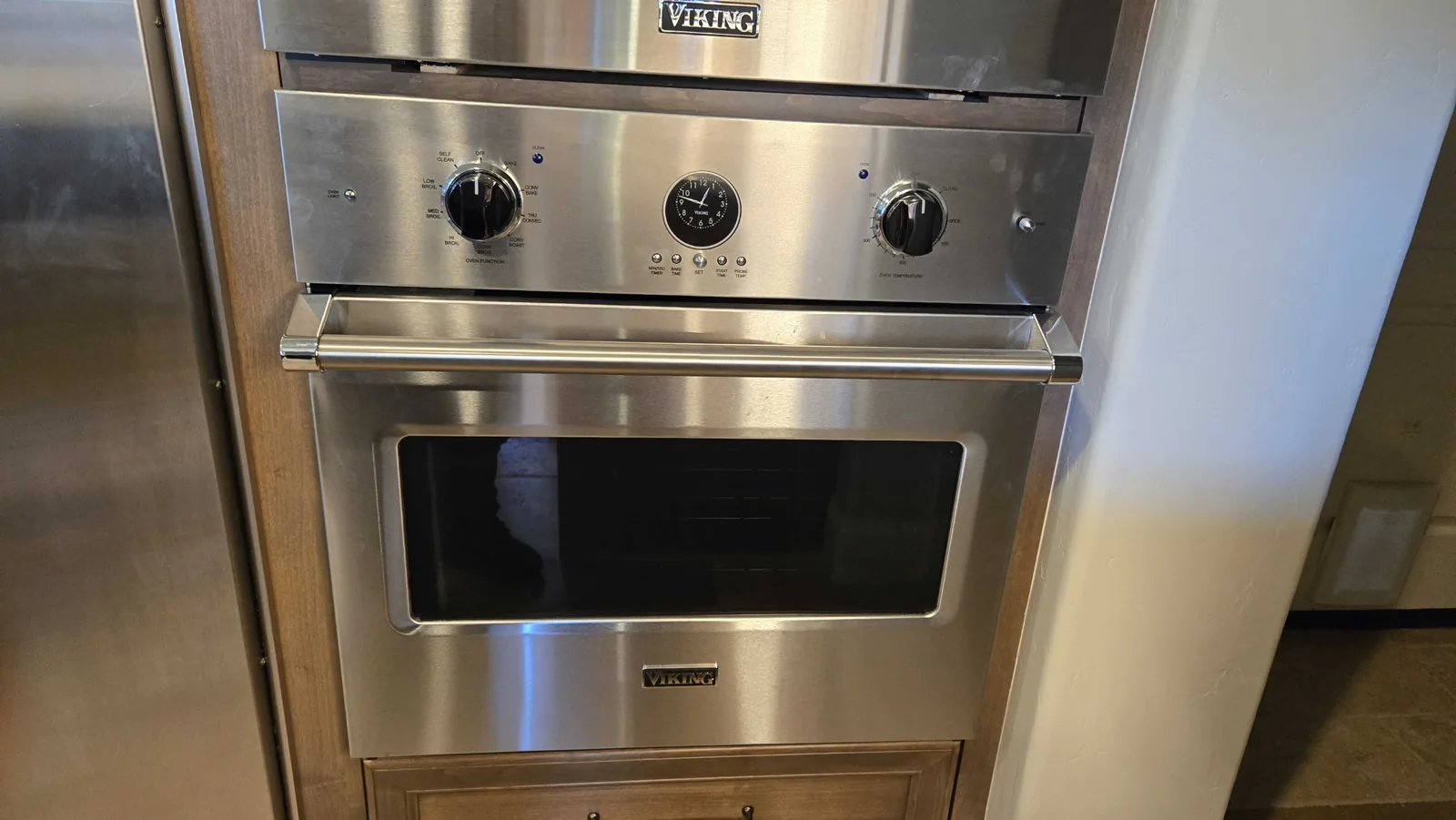Built-in Viking oven.